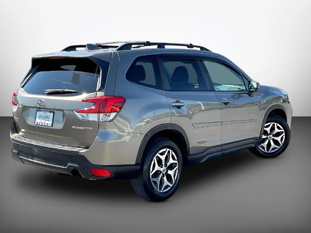Used 2019 Sepia Bronze Metallic Subaru Premium image 6