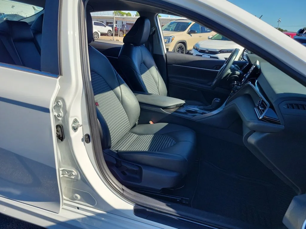 2024 Toyota Camry SE - Photo 32