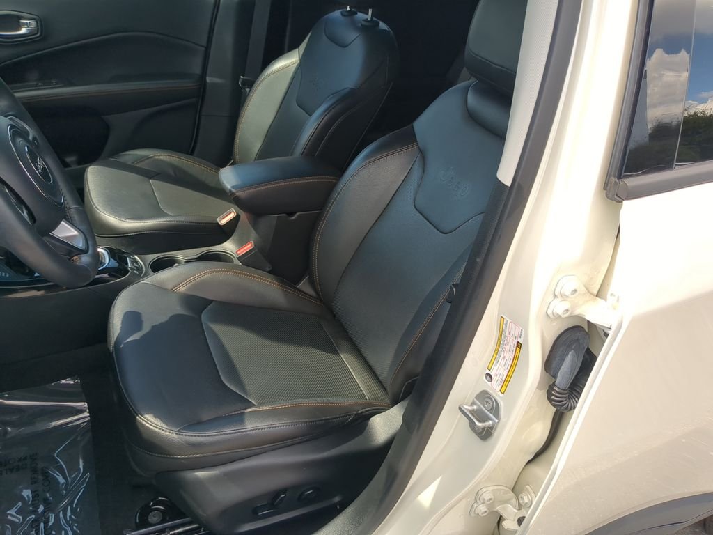 Used 2021 White Jeep Limited image 19