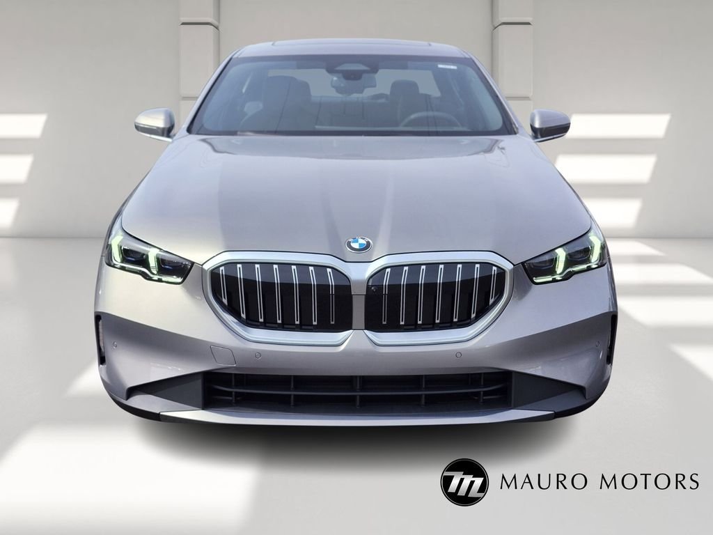 Used 2026 Gray BMW 530i xDrive image 8