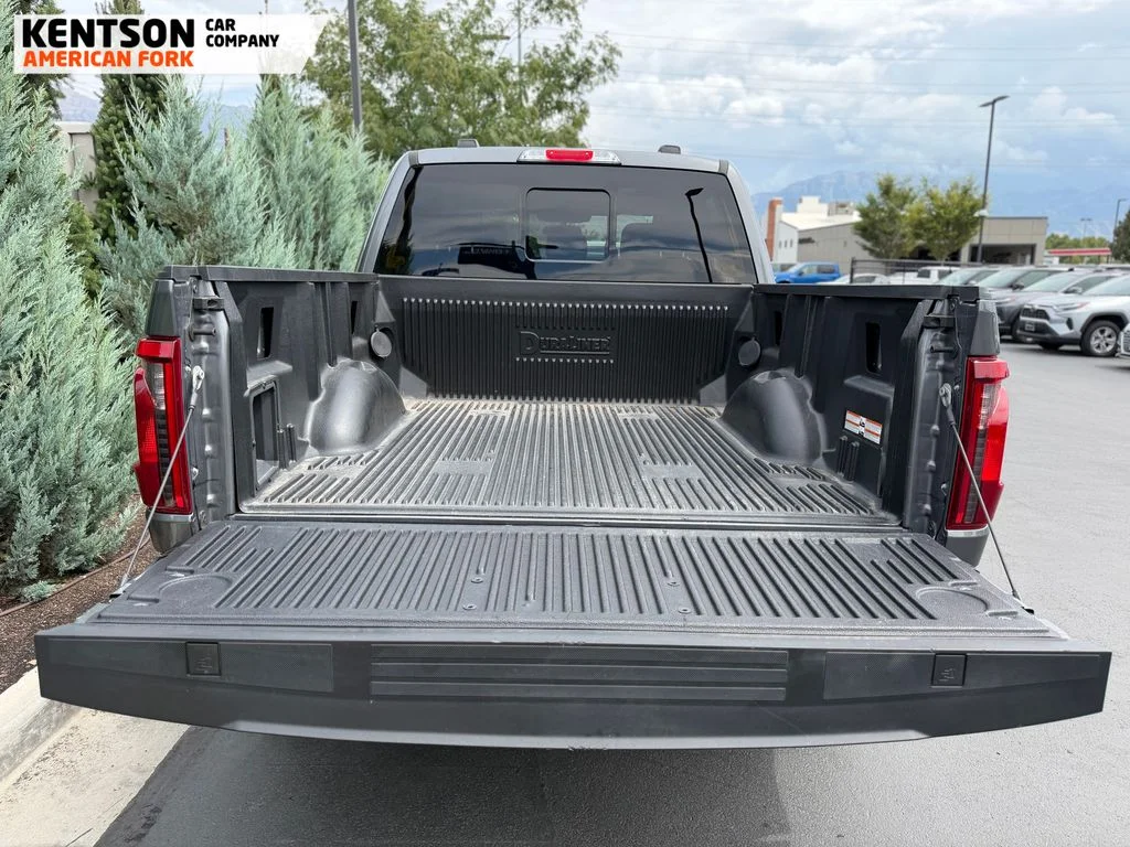 Used 2024 Silver Ford XLT image 32