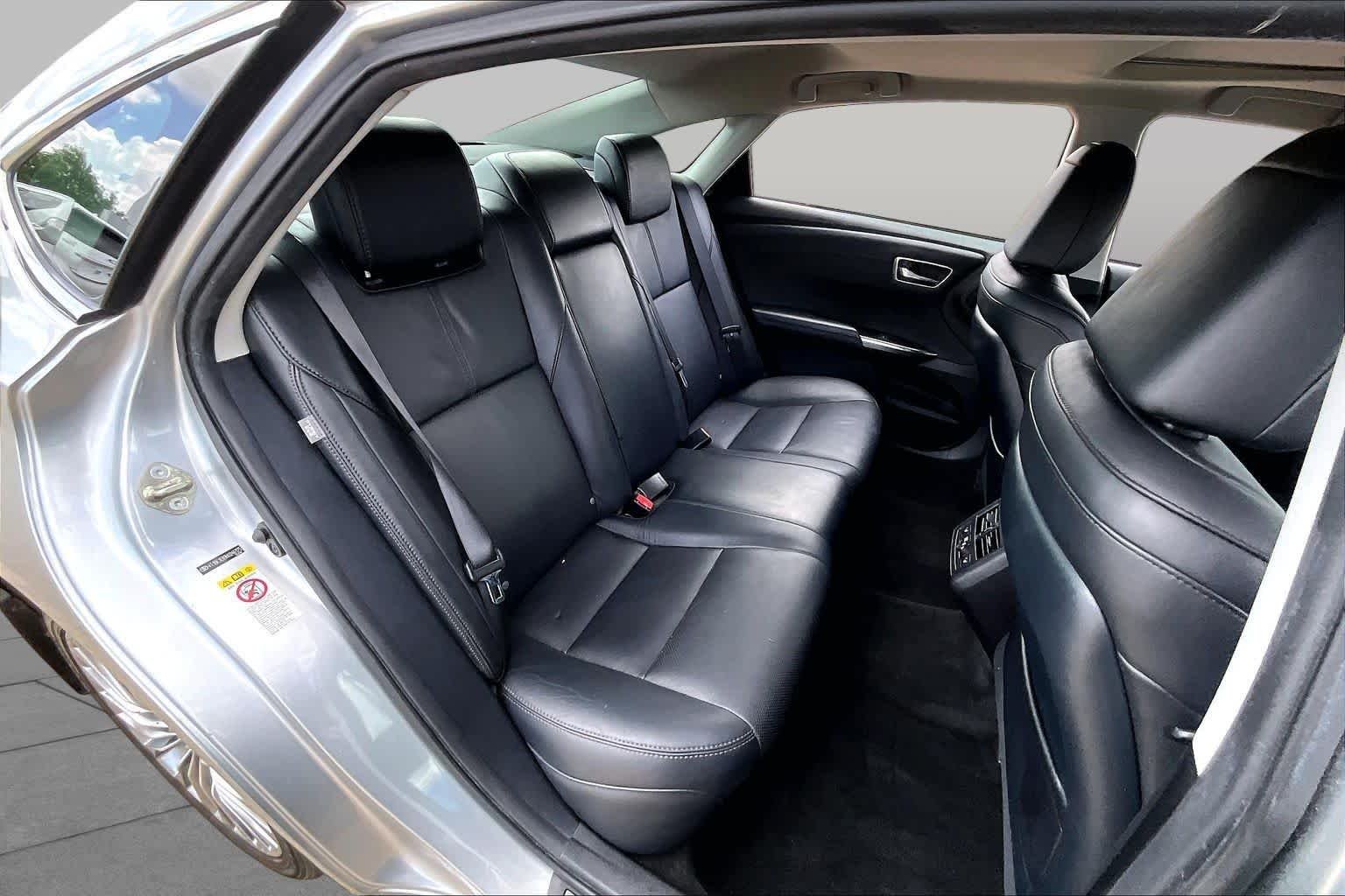 Used 2017 Celestial Silver Metallic Toyota Limited image 21
