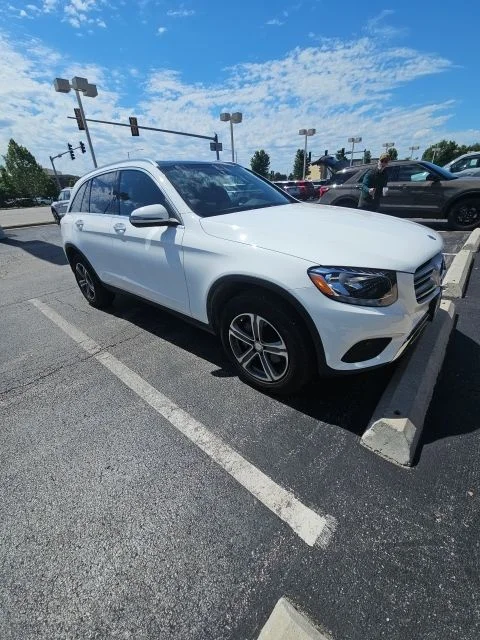 Used 2016 White Mercedes-Benz GLC 300 image 2