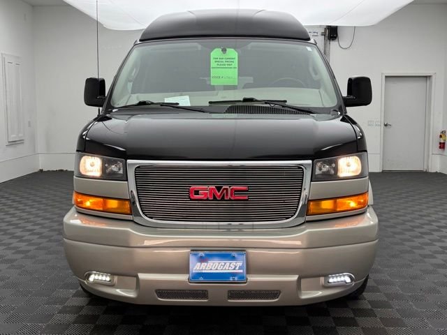 Used 2022 Onyx Black GMC Explorer Limited SE image 5