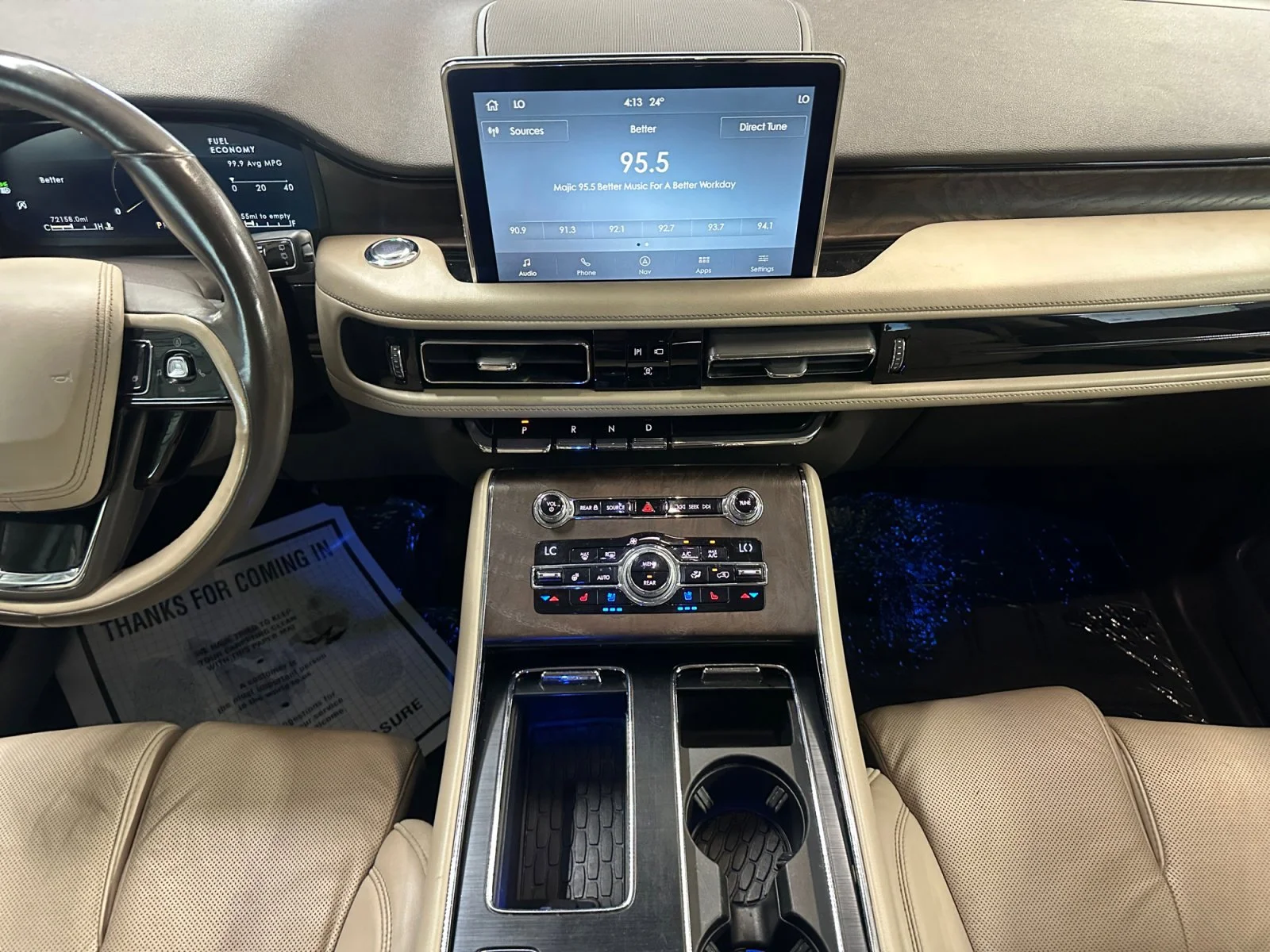 Used 2020 Blue Diamond Metallic Lincoln Reserve image 22