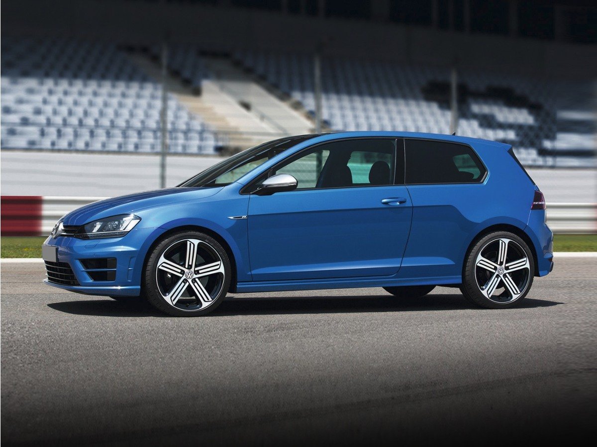 2016 Volkswagen Golf R R 4-door's photo