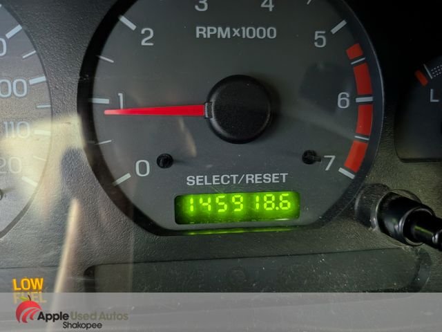 Used 2002  Ford V6 image 12