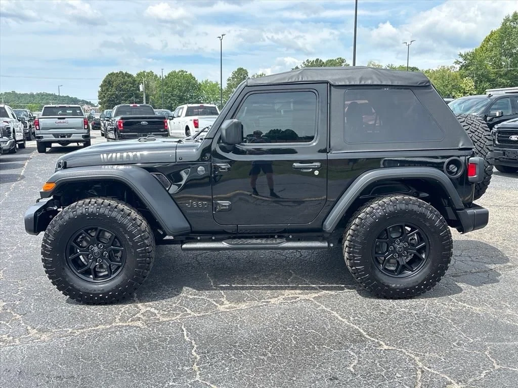 Used 2025 Black Jeep Willys image 4