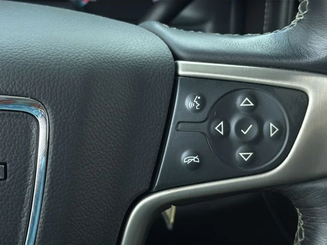 Used 2017 Black GMC Denali image 30