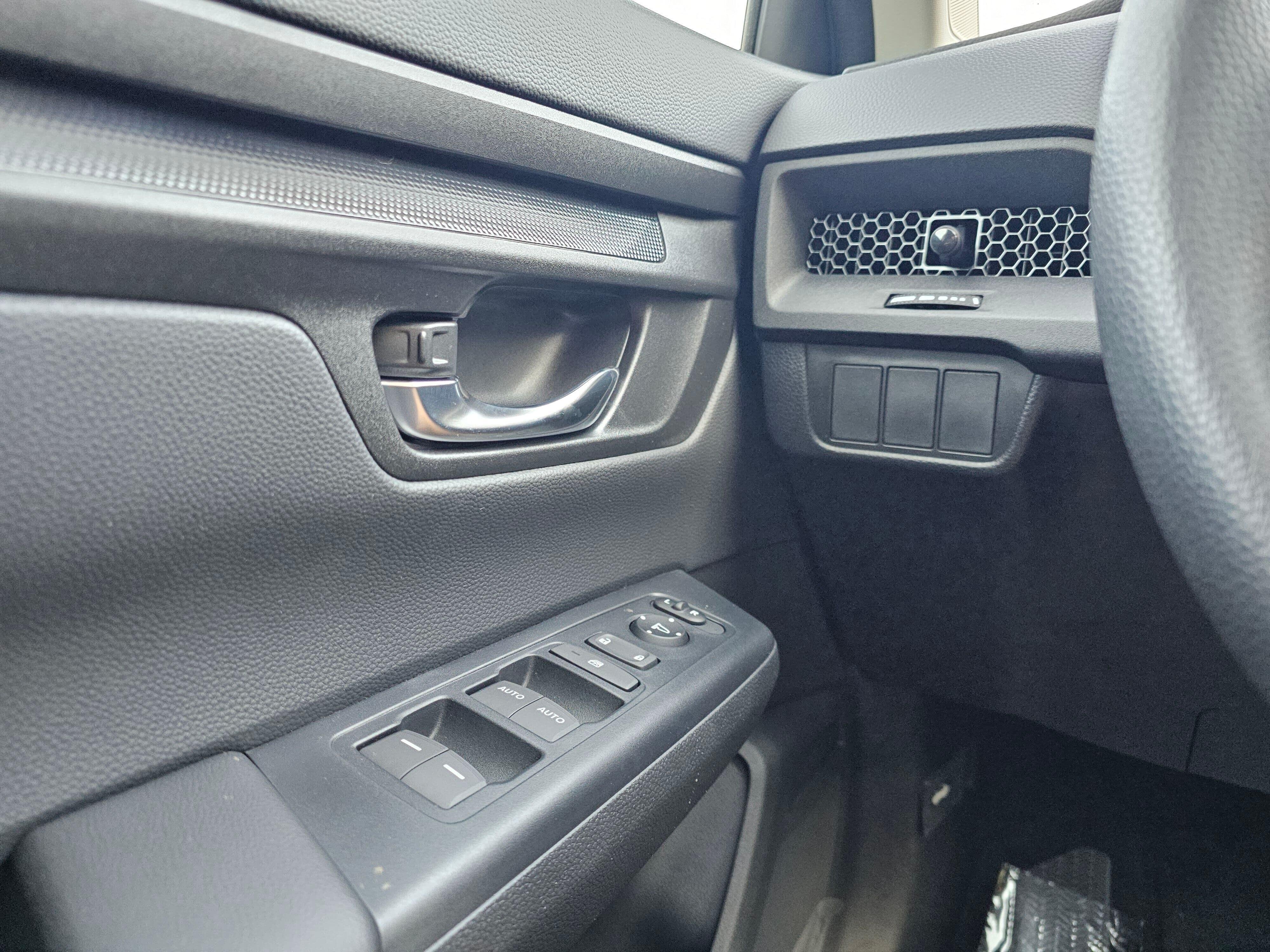 New 2026 Platinum White Pearl Honda EX image 31
