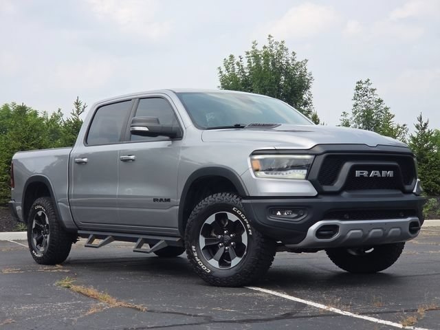 Used 2020 Billet Silver Metallic Clearcoat Ram Rebel image 2