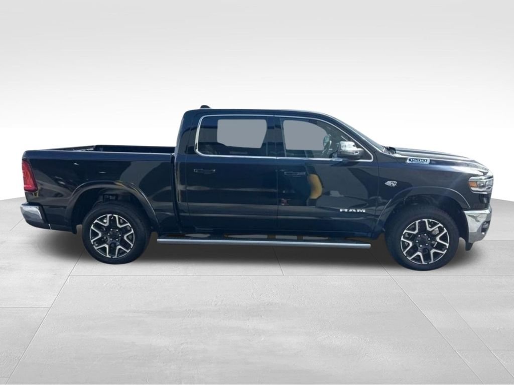 New 2026 Diamond Black Crystal Pearl-Coat Exterior Paint RAM Laramie image 4