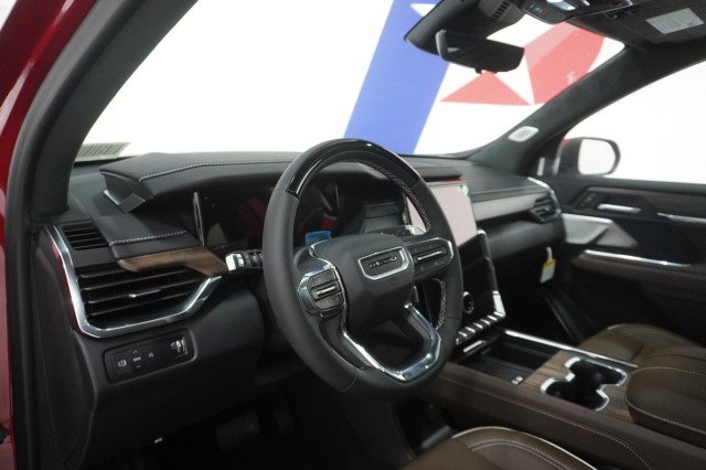 2027 GMC Acadia Denali Ultimate - Photo 20