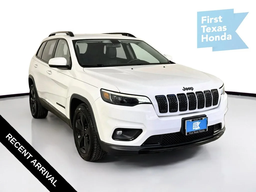 Used 2020 Bright White Clearcoat Jeep Latitude Plus image 1