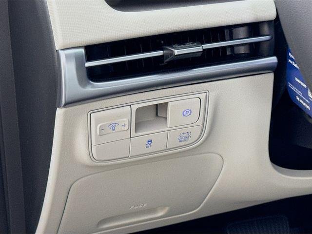New 2026 White Hyundai Blue image 14