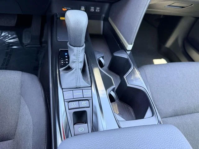 Used 2026 White Toyota LE image 23