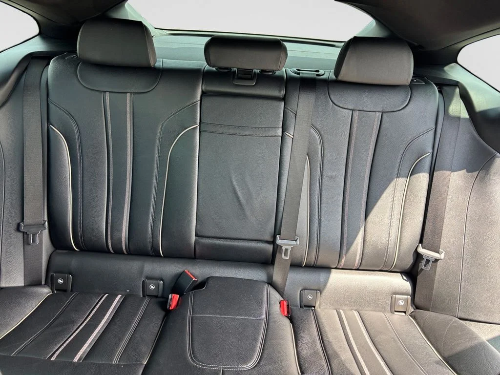 Used 2018 Black BMW 640 Gran Turismo i xDrive image 13