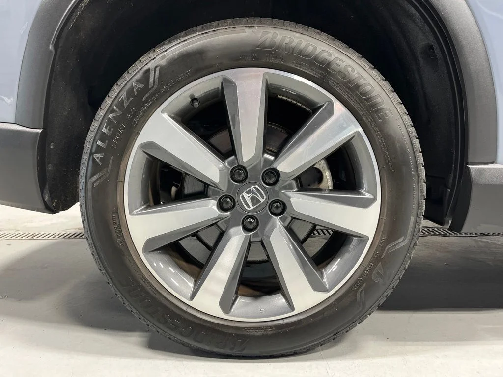 Certified Used 2023 Sonic Gray Pearl Honda AWD ELITE image 42