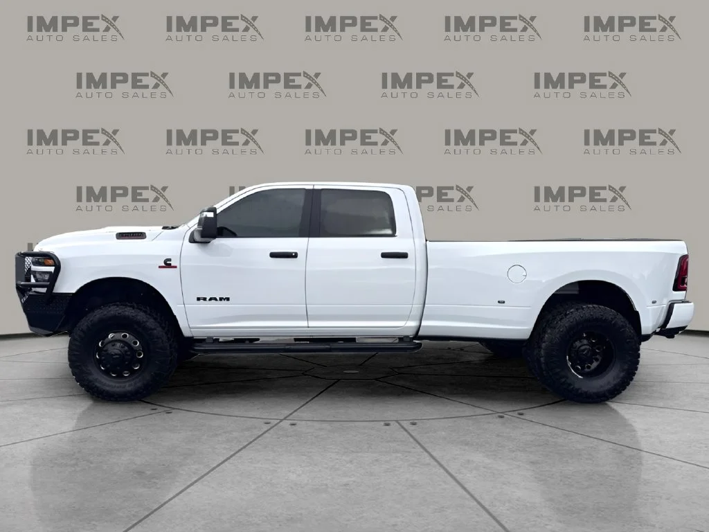 Used 2026 White Ram Big Horn image 2