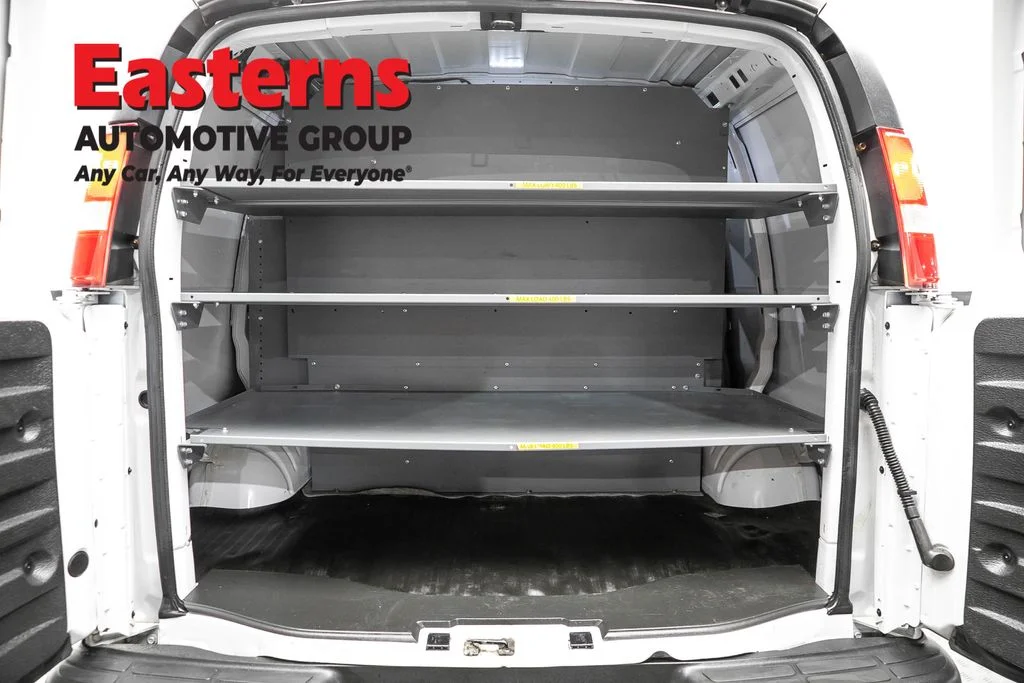 Used 2022 White GMC Work Van image 9