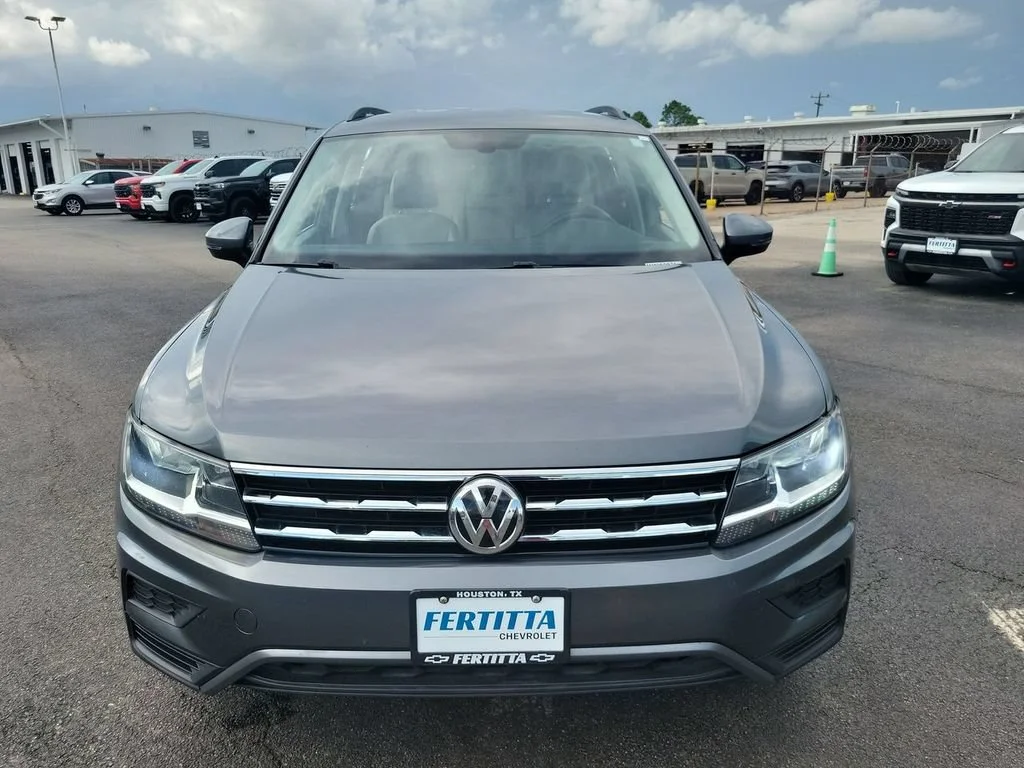 Used 2021 Black Volkswagen 2.0T SE image 29