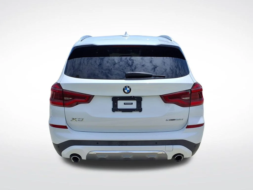 Used 2019 White BMW sDrive30i image 7