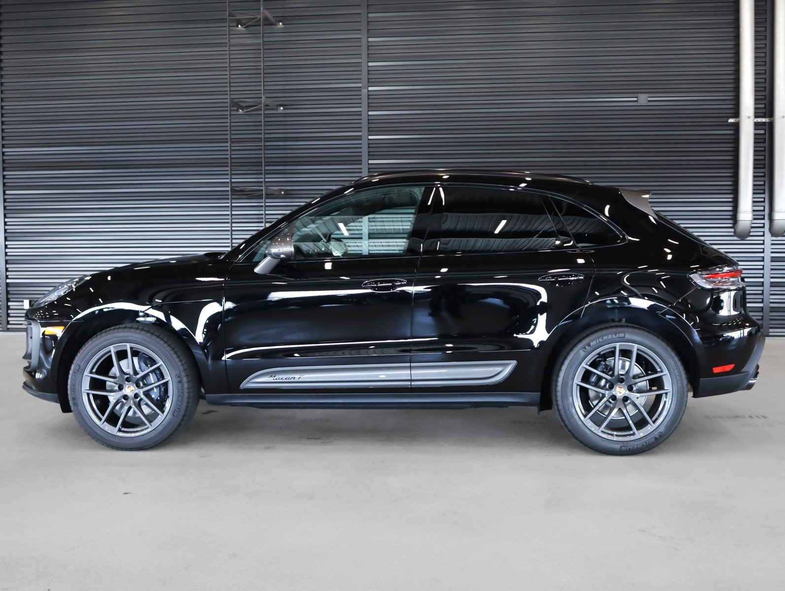 New 2026 Black Porsche T image 2