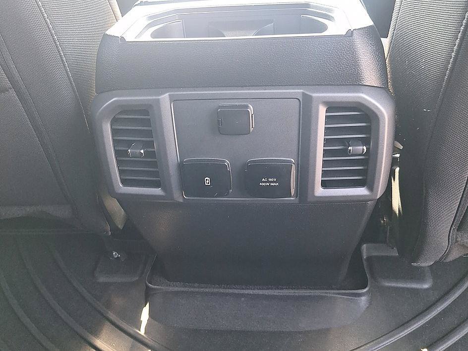 Used 2018 Ingot Silver Ford XLT image 27