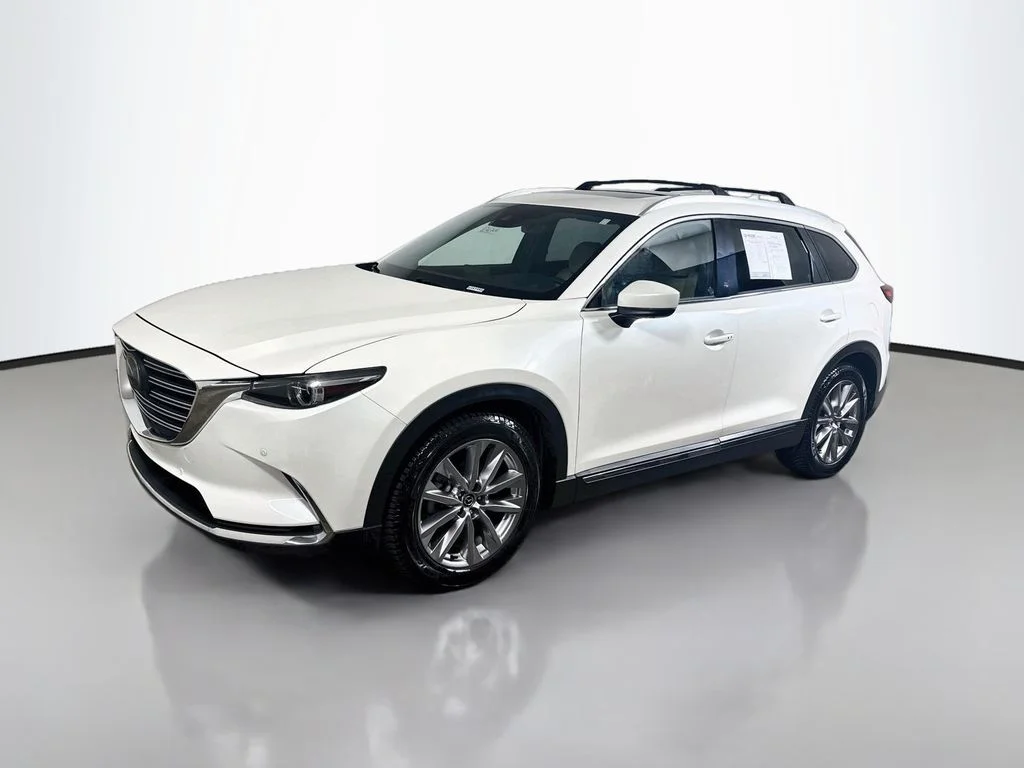 Used 2020 Snowflake White Pearl Mica Mazda Grand Touring image 3