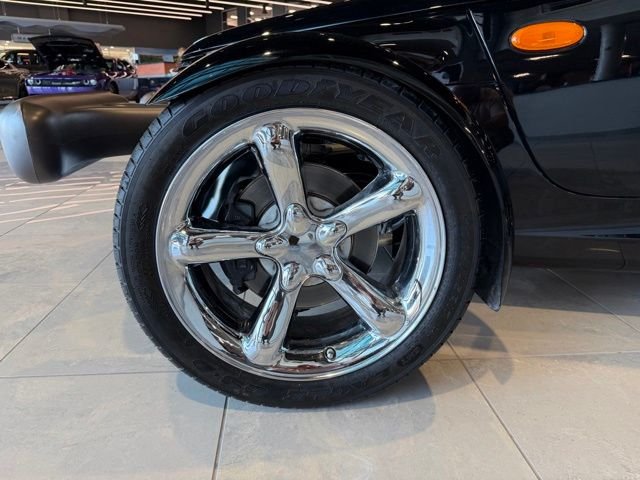 Used 1999 Black Plymouth Base image 13