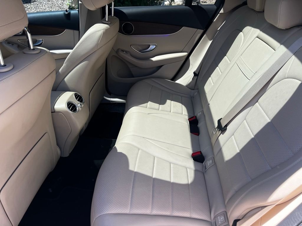 Certified Used 2022 White Mercedes-Benz GLC 300 image 12