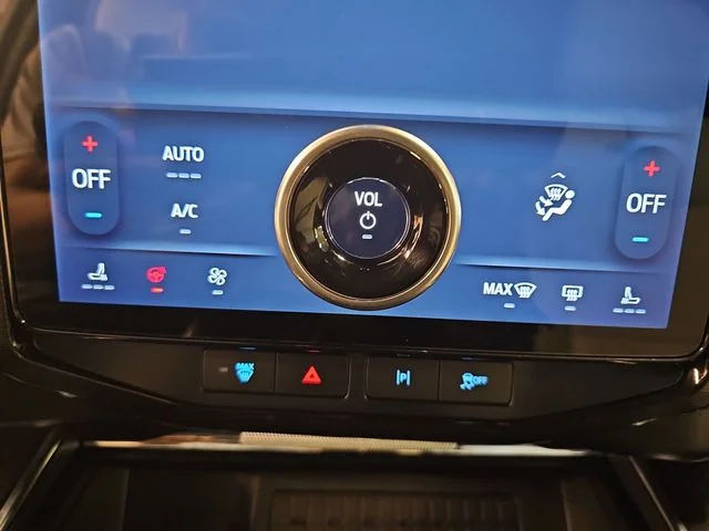 Used 2023 Gray Ford Platinum image 20