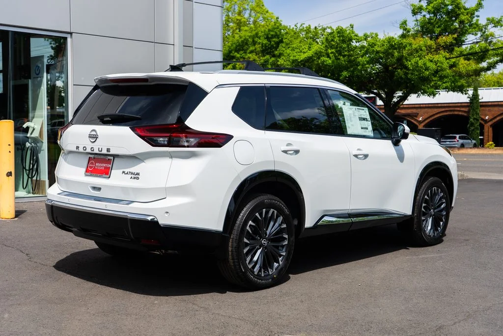 New 2026 Everest White Pearl TriCoat Nissan Platinum image 6