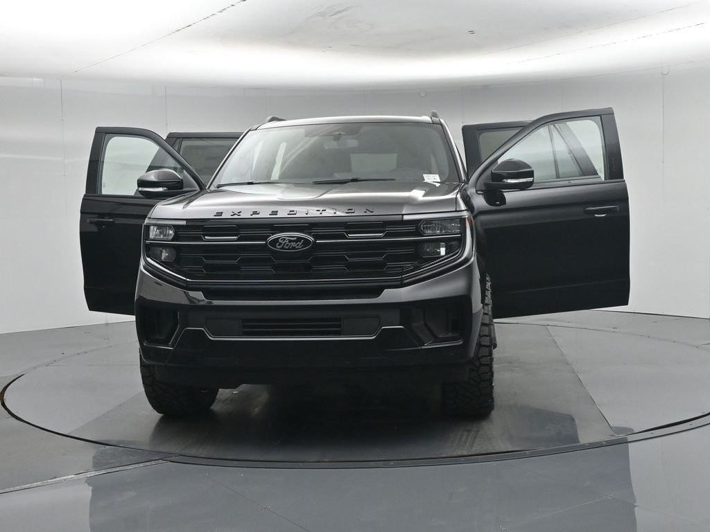 New 2026 Agate Black Metallic Ford Platinum image 35