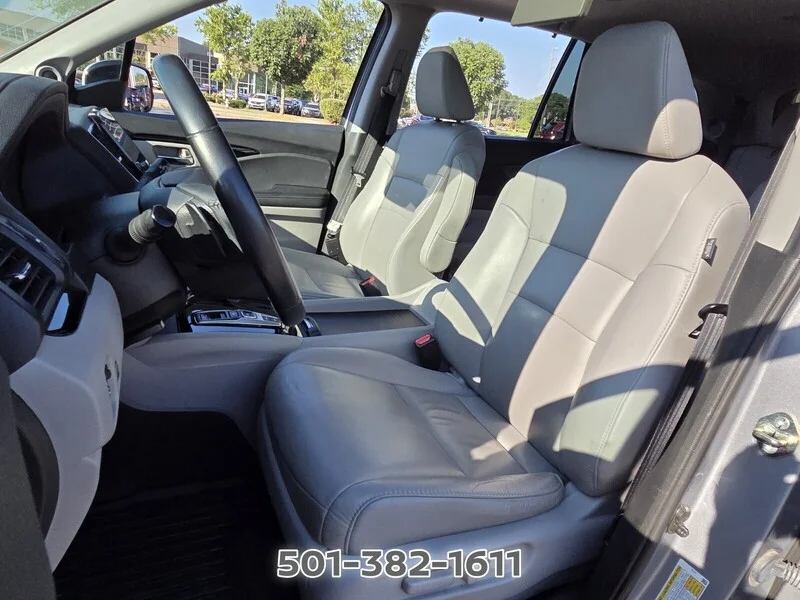 Used 2020 Lunar Silver Metallic Honda TOURING 7-PASSENGER 2WD image 7