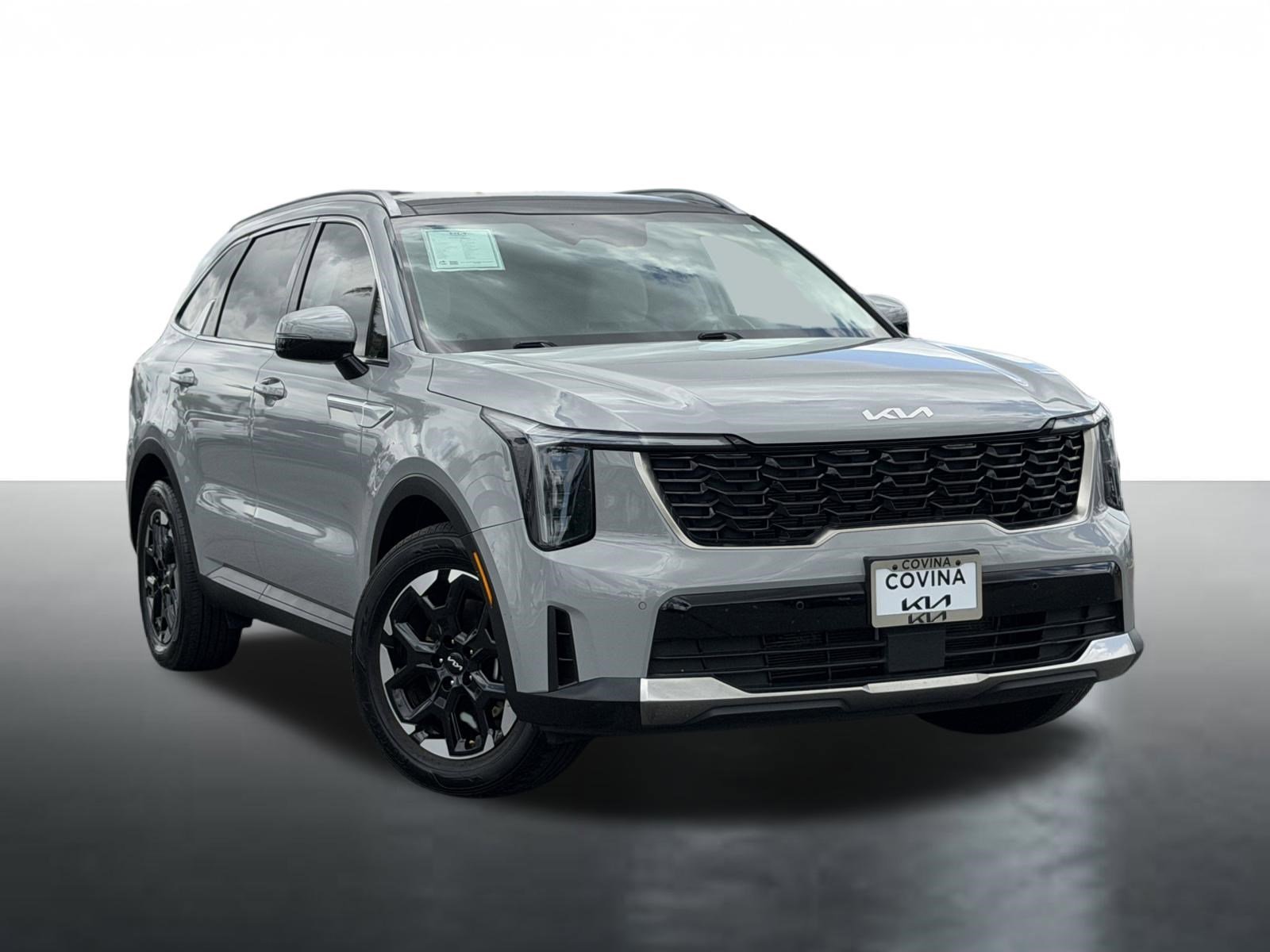2024 Kia Sorento S AT's photo