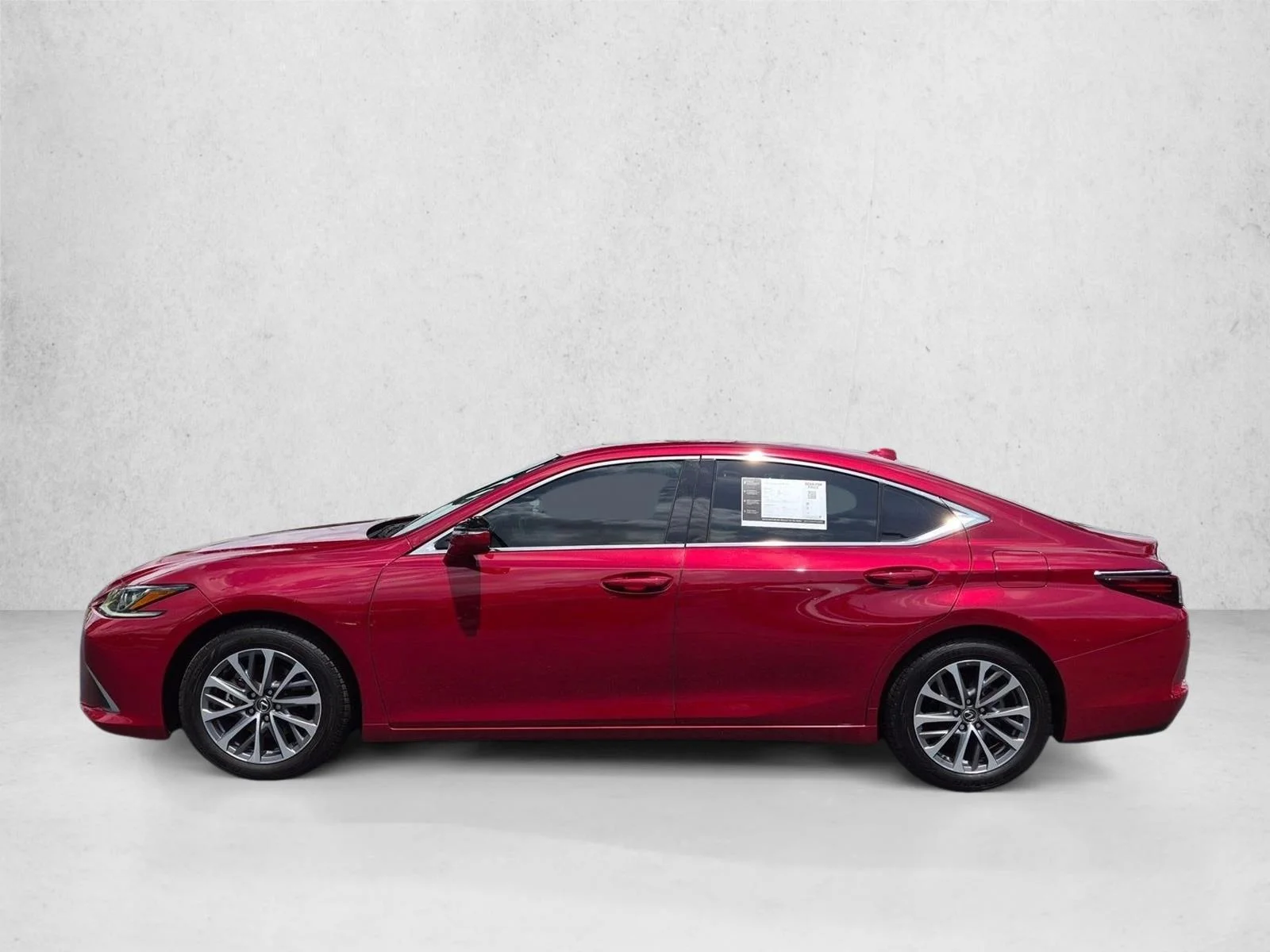 Certified Used 2022 Matador Red Mica Lexus  image 9