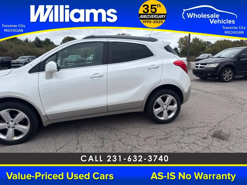 Used 2015 White Pearl Metallic Buick Base image 10
