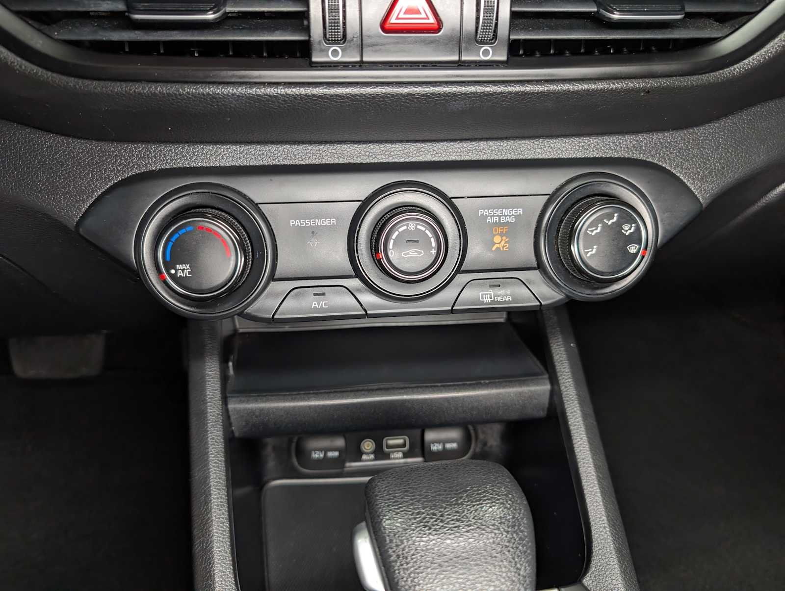 Used 2020 Deep Sea Blue Kia LXS image 28