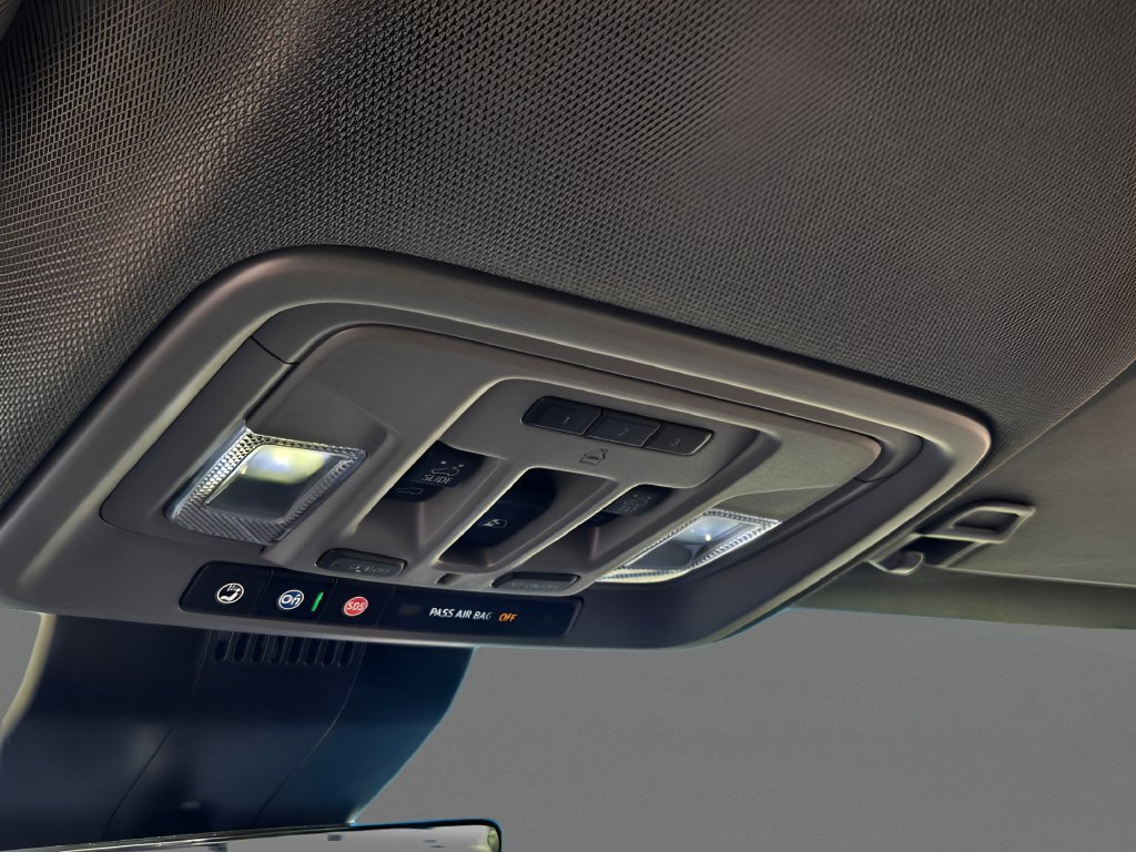 Certified Used 2025 Onyx Black GMC Denali image 32
