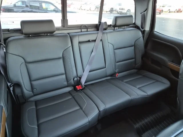 Used 2015 Deep Ocean Blue Chevrolet LTZ image 22