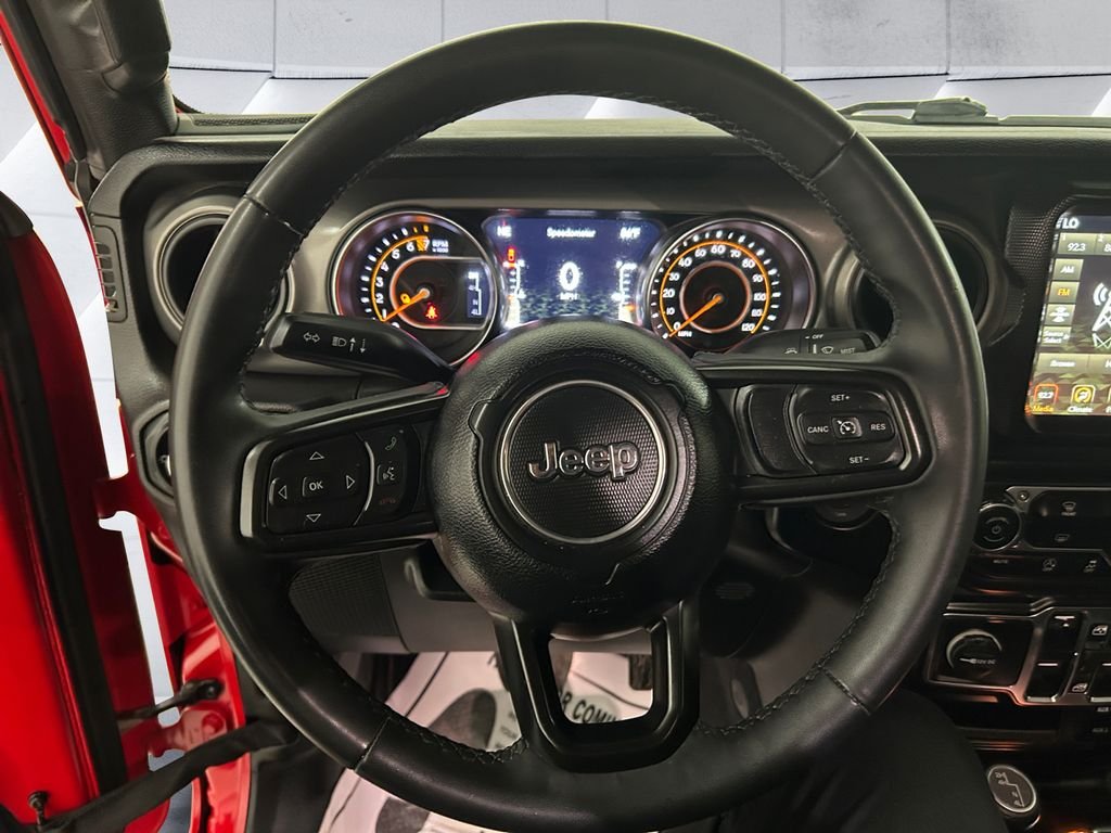 Used 2023 Red Jeep Texas Trail image 9