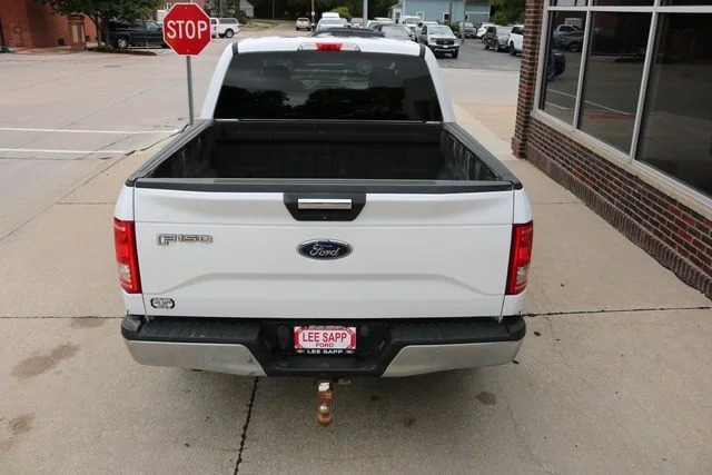 Used 2015 Oxford White Ford XLT image 8