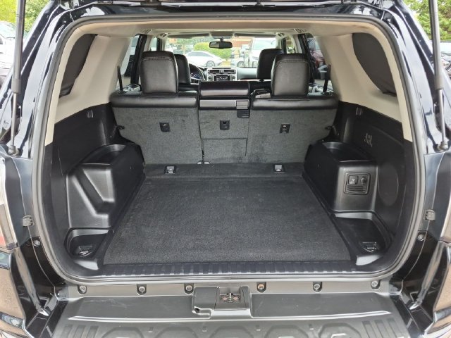2016 Toyota 4Runner Limited - Photo 24