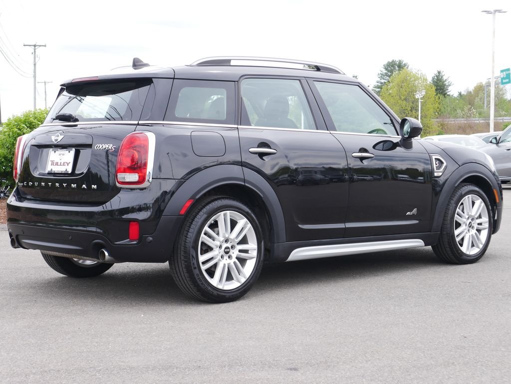 Used 2018 Black MINI Base image 7