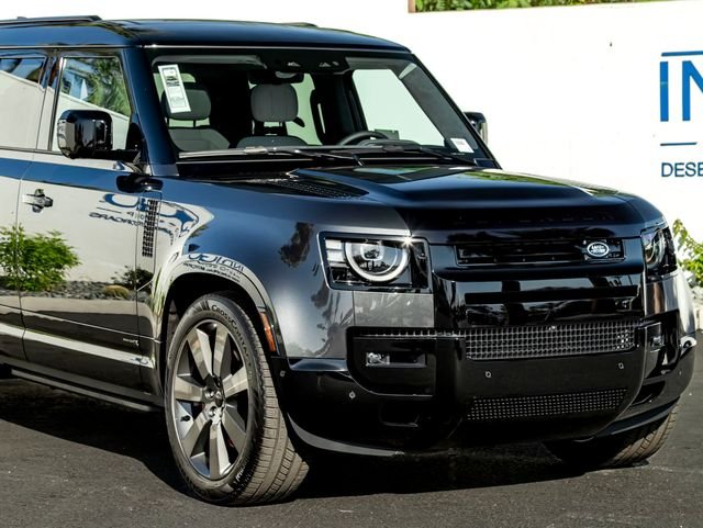 New 2026 Carpathian Grey Land Rover X image 5