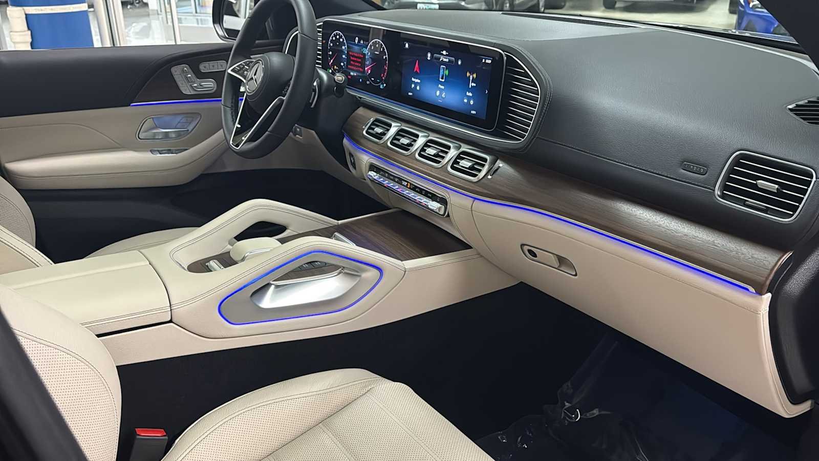 New 2026 Obsidian Black Metallic Mercedes-Benz GLE 450 image 37
