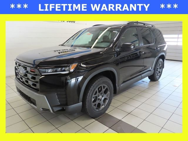 2026 Honda Pilot TrailSport AWD's photo