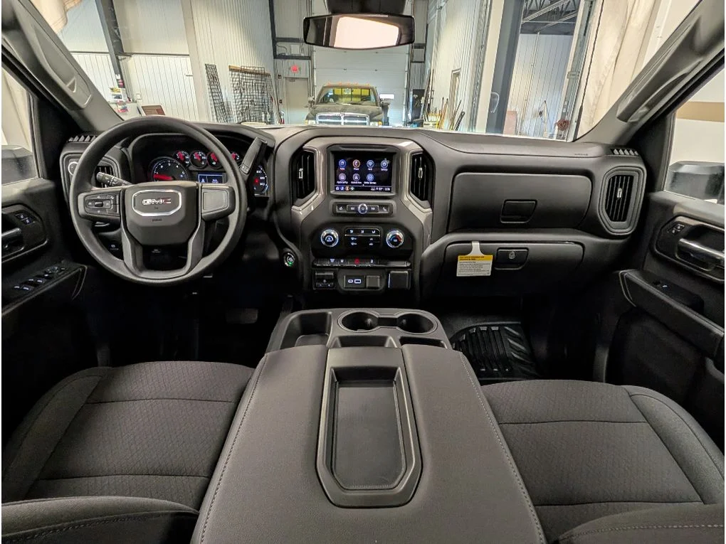 2026 GMC Sierra 3500 Chassis Cab Pro - Photo 10