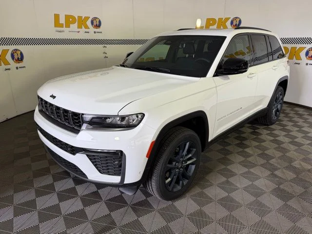 New 2026 Bright White Clear-Coat Exterior Paint Jeep 85th Anniversary Edition image 7